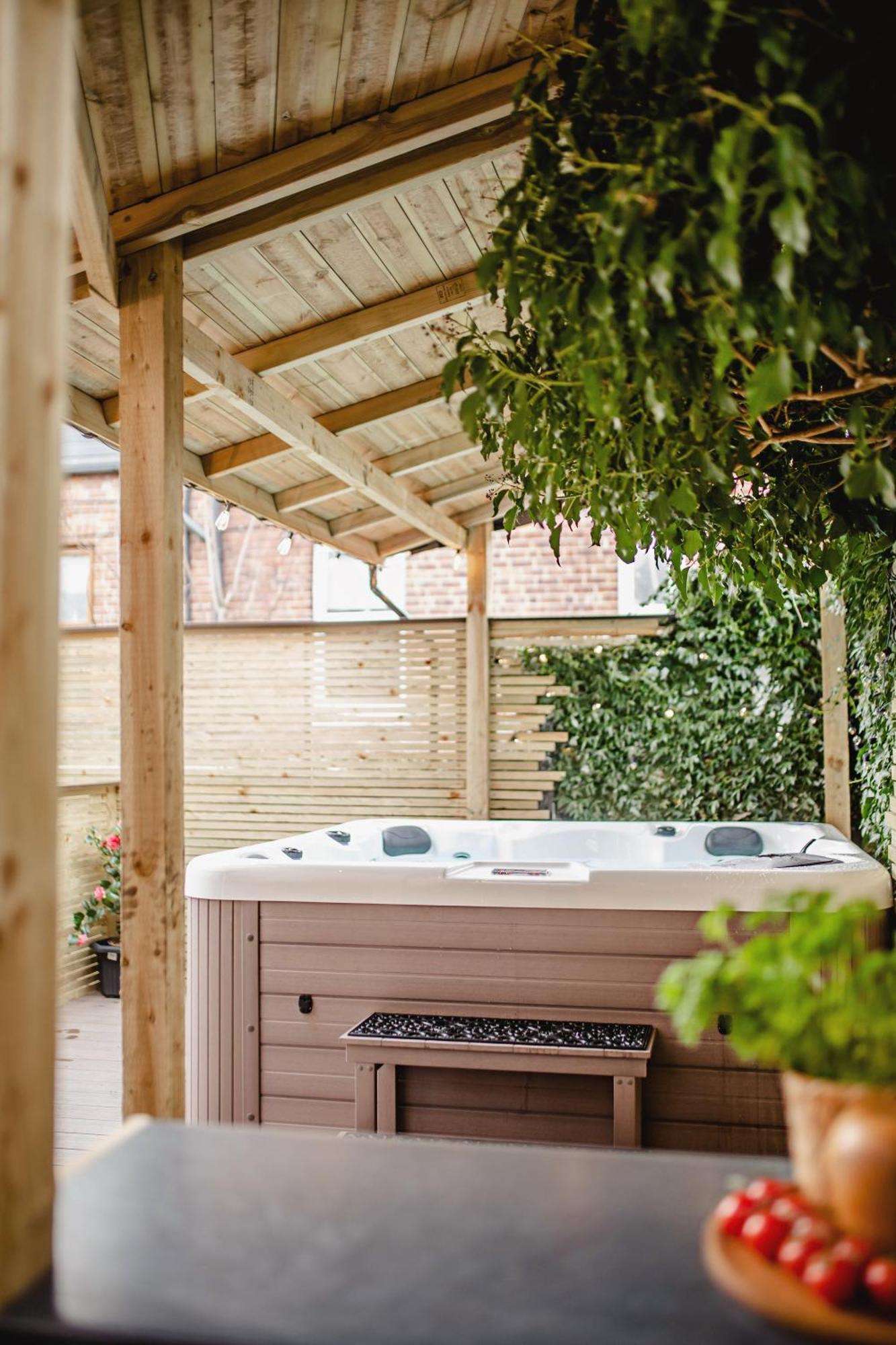 Modern Central Luxury Home With Hot Tub Sauna 11Ppl เชฟฟิลด์ ภายนอก รูปภาพ